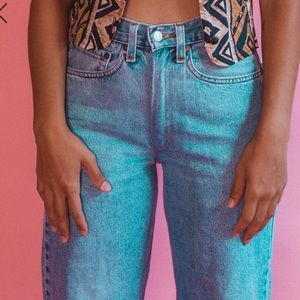 Vintage Levi’s high waisted boyfriend jeans